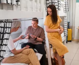 سكن جامعي أو شقة مستأجرة أو نزل